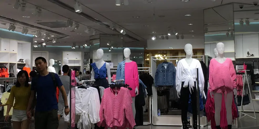 Customized Sports Mannequin Design